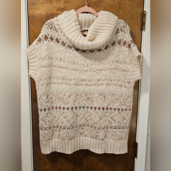 Free People women’s Snow Bunny Fair Isle cowl neck sweater. Size XS Oversized - Picture 2 of 15